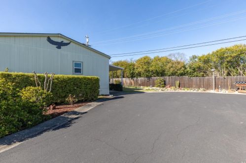 127 Burgundy Cir, Yountville, CA 94599-1250