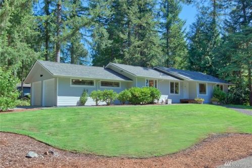 2054 Lakemoor Dr, Olympia, WA 98512-5568