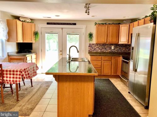 253 Jackson Rd, Berlin Boro NJ  08009-2618 exterior