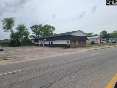 519 12th St, Cayce-West Columbia SC  29169-6446 exterior