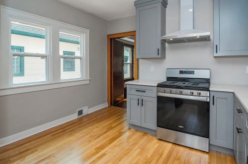 1434 66th St, Milwaukee WI  53213-2964 exterior