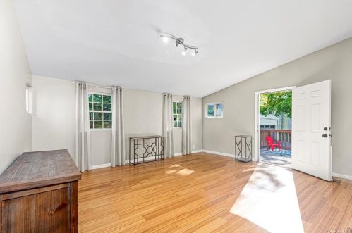 1 Lindbergh Pl, Poughkeepsie NY exterior