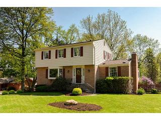 9710 Grosick Rd, Pittsburgh, PA 15237-6902