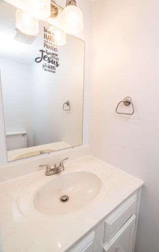 6445 Glendale Ct, Florence KY  41042-1169 exterior