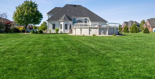 9009 96th Pl, Dyer IN  46373-8972 exterior