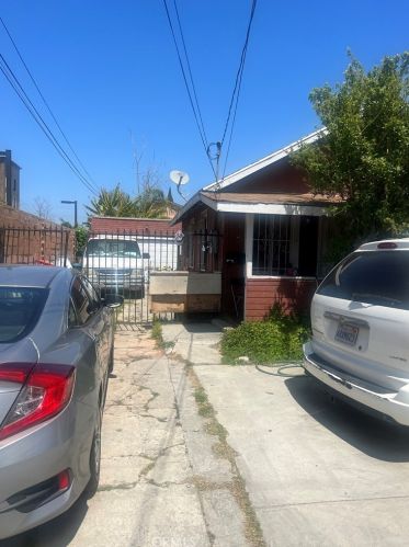 1743 145th St, Gardena, CA 90247-2310