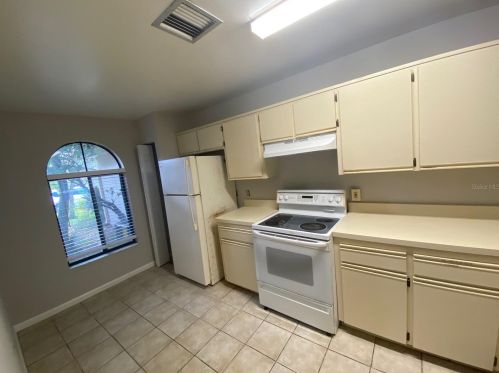 220 Highlands Glen Cir, Casselberry, FL 32708-5701