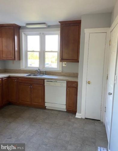2701 Cowpath Rd, Souderton PA  18964-2533 exterior