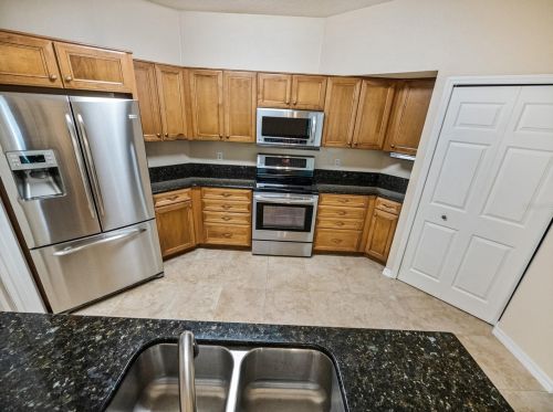 7217 Jaffery Ct, Orlando FL  32835-6158 exterior