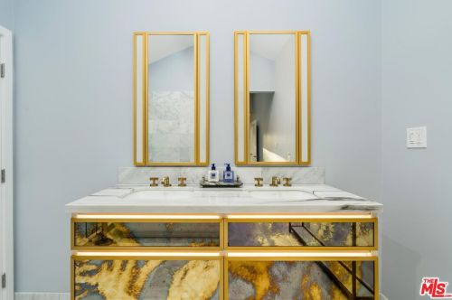 4552 Ethel Ave, North Hollywood CA  91605-4703 exterior