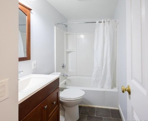 48 Reliance Rd, Plainville CT  06062-1420 exterior