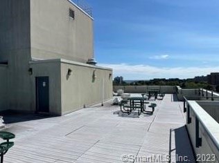 51 Schuyler Ave, Stamford CT  06902-3730 exterior