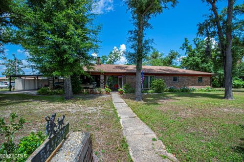 1220 Maine Ave, Lynn Haven, FL 32444-2126
