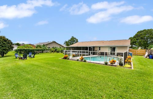 120 Bobwhite Rd, West Palm Beach, FL 33411-1733