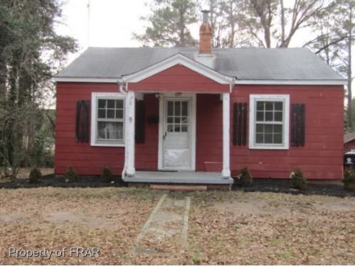 807 Steele St, Sanford NC  27330-3540 exterior