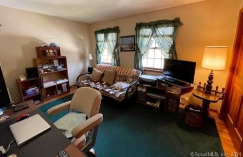 20 Kellogg St, Bethel CT  06801-1638 exterior