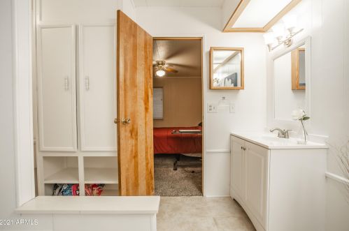 9101 Country Clb Dr, Chandler AZ  85248-6420 exterior