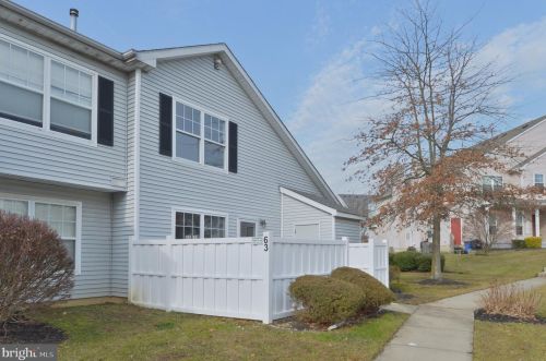 63 Ginger Dr, West Deptford, NJ 08086-2415