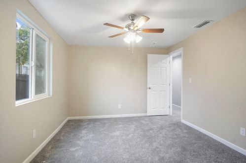 13275 Marshall St, Le Grand CA  95333-9762 exterior