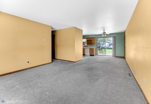 2302 Shaker Dr, Valpo IN  46383-3249 exterior