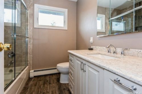 2837 Robert Ln, North Bellmore NY  11710-2927 exterior