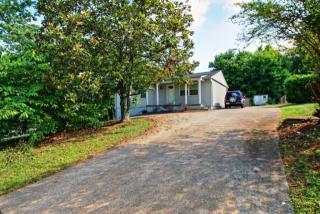 1005 Morrell Rd, Knoxville, TN 37919-8035