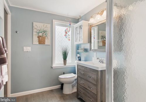 30 Main St, Camp Hill PA  17011-6326 exterior