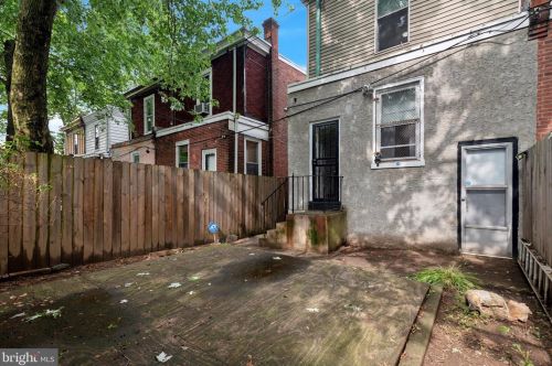 5509 Marshall St, Philadelphia PA  19120-2714 exterior