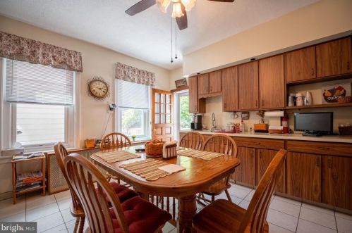 647 Marshall St, Norristown PA 19401-5136 exterior