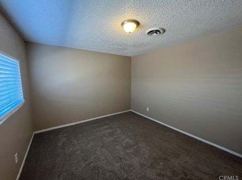 432 Acacia Ave, Rialto CA  92376-2934 exterior