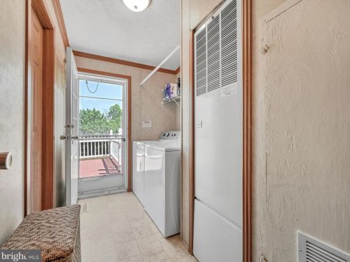 13 Allen St, Moselem PA  19526-8660 exterior
