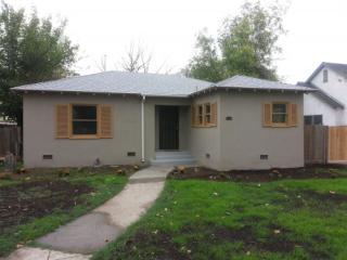 1414 Calaveras St, Fresno, CA 93728-2006