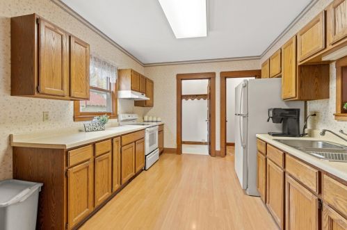 805 Richards Ave, Watertown WI 53094-5020 exterior