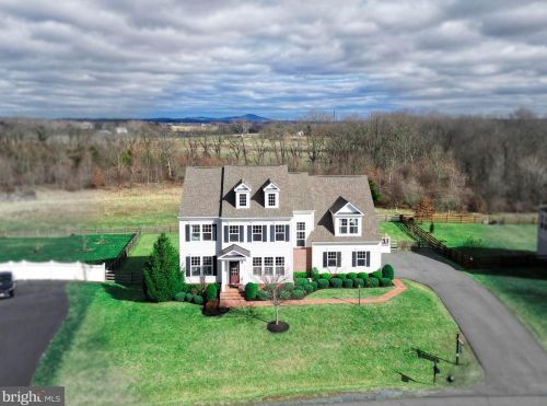 42092 Saxon Shore Dr, Leesburg, VA 20176-7623