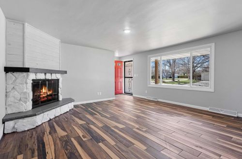 2725 Regina St, Green Bay, WI 54301-2835