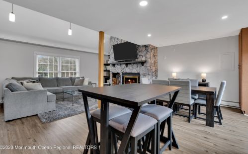 2237 Emerald Park Dr, Lacey NJ  08731-3716 exterior
