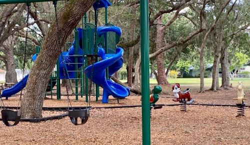 417 Cherry Tree Dr, Sebring FL  33876-6166 exterior