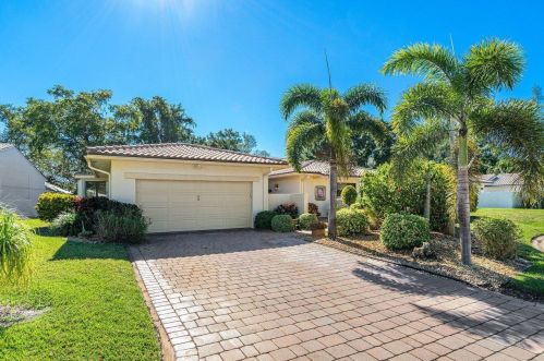 30 Northwoods Ln, Boynton Beach, FL 33436-7404