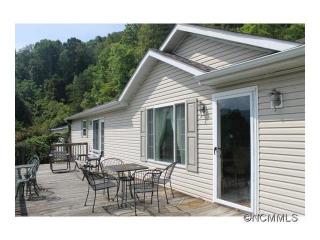 74 Lemon Creek Dr, Biltmore Lake, NC 28715-8873