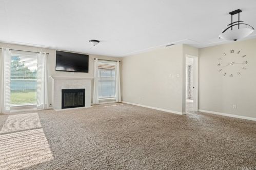 3287 Lugo Ave, San Bernardino CA  92404-2245 exterior