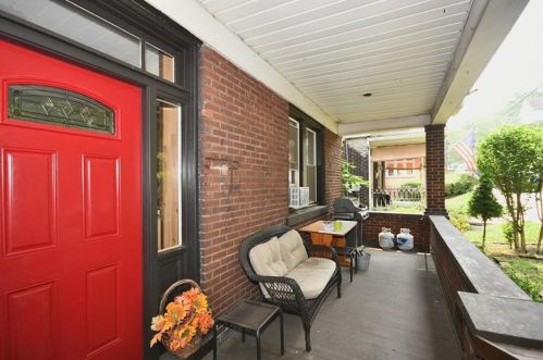 215 Card Ave, Wall, PA 15148-1113