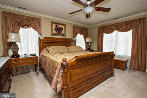 7 Mckinley Ave, Blenheim NJ  08012-5355 exterior