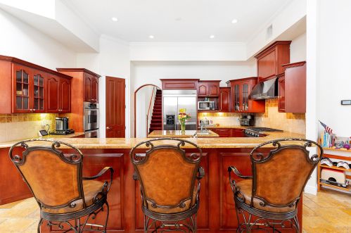 2400 Newbury Ct, West Palm Beach FL  33414-7736 exterior