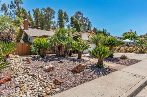 12615 Via Diego, Lakeside CA  92040-5042 exterior