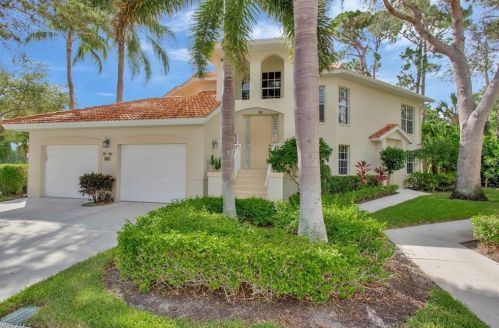 1093 Egrets Walk Cir, Naples, FL 34108-2427