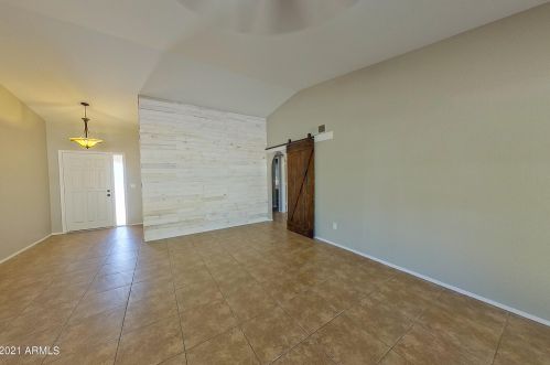 860 Alamo Dr, Chandler AZ 85224-1873 exterior