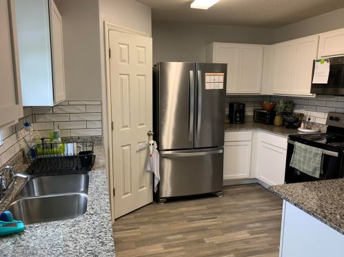 413 Dolores Ave, Fort Pierce FL  34983-1938 exterior