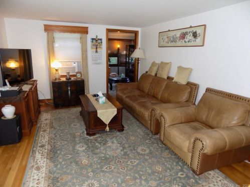 4 Dilion Dr, Terryville, CT 06786-6408