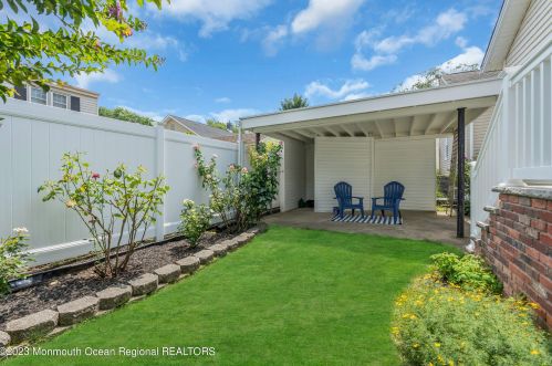 1604 Maplewood Rd, Belmar NJ 07719-3151 exterior