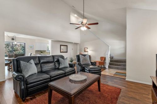 1917 Maxwell Dr, Lewisville TX  75077-7520 exterior